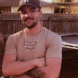 Meet your Posher, Casey